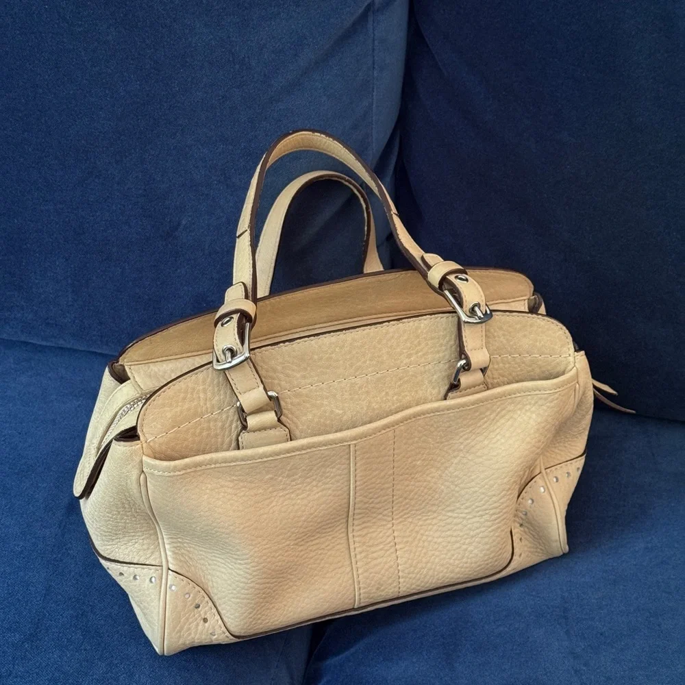 Coach Hampton Satchel Women’s Ivory/Beige‎ Shoulder Bag